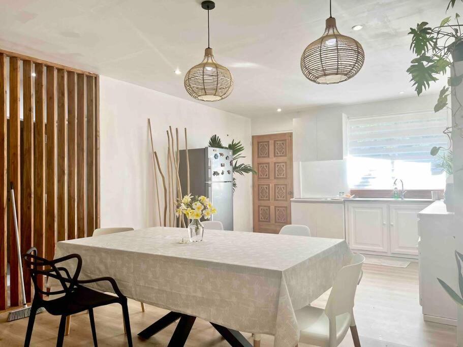 Heitiare Lodge Paea Екстер'єр фото
