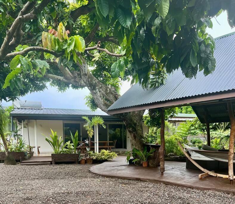 Heitiare Lodge Paea Екстер'єр фото